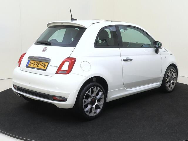 Fiat 500 1.0 Hybrid Sport | Navigatie | Parkeersensoren Achter| Android Auto Apple Carplay| LM Velgen | Weinig KM