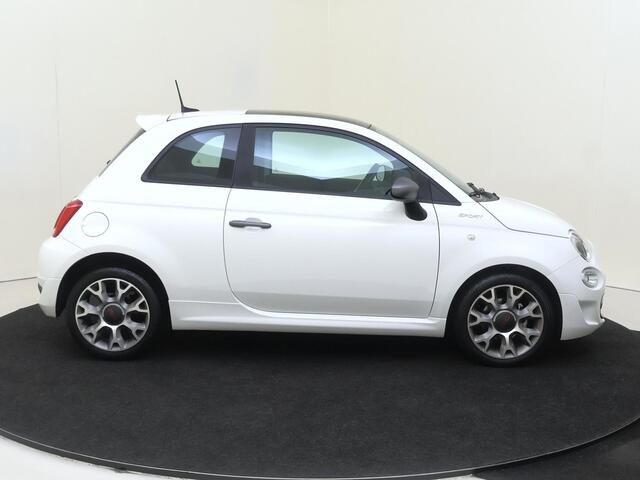 Fiat 500 1.0 Hybrid Sport | Navigatie | Parkeersensoren Achter| Android Auto Apple Carplay| LM Velgen | Weinig KM
