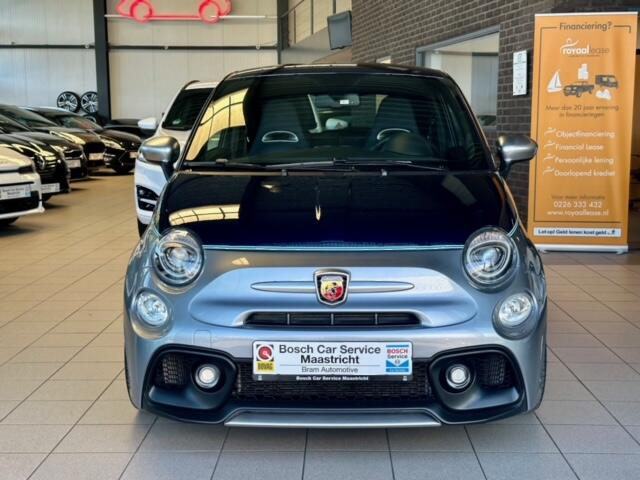 Fiat 500 ABARTH 1.4 T-Jet RIVALE | Carbon | Competizione | 70th Anniversary | Carplay |180 PK Interesse, Proefrit? Bel of app met: 06-24 28 28 42