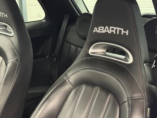 Fiat 500 ABARTH 1.4 T-Jet Competizione I INCL. ¤ 850,00 AFL.KOSTEN + BOVAG GARANTIE