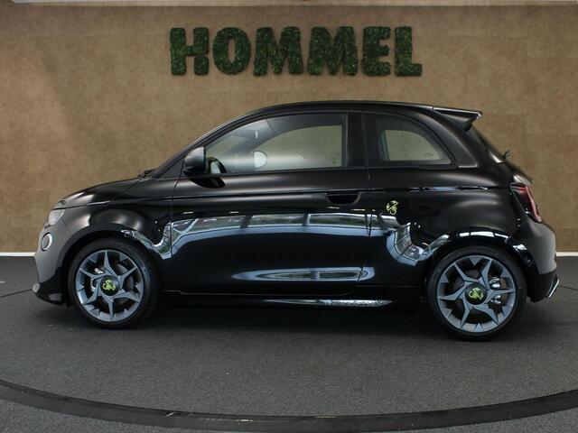 Fiat 500 ABARTH 42 kWh - APPLE CARPLAY/ANDROID AUTO - CRUISE CONTROL - NAVIGATIE FULL MAP - LICHTMETALEN VELGEN 17 INCH - KEYLESS START - PARKEERSENSOREN ACHTER -
