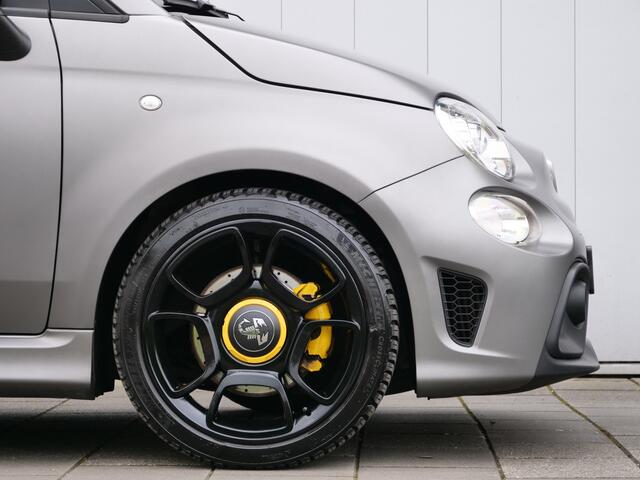 Fiat 500 ABARTH 1.4 T-Jet 165pk Turismo 70th Anniversary Panoramadak / Leder / U-Connect / Navigatie / Xenon