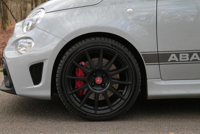 Fiat 500 ABARTH 1.4 T-Jet Competizione | Sabelt | Beats Audio