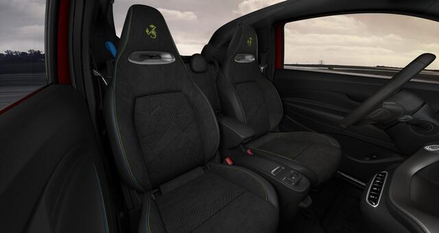 Fiat 500 ABARTH Turismo 42 kWh | 8 jaar Fabrieksgarantie | Apple&Android Carplay | Parkeersensoren | nieuw te bestellen |