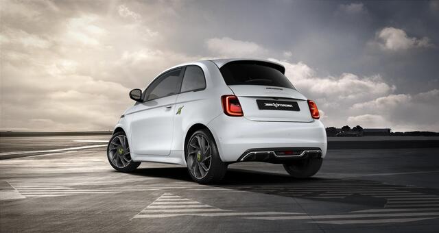 Fiat 500 ABARTH Turismo 42 kWh | 8 jaar Fabrieksgarantie | Apple&Android Carplay | Parkeersensoren | nieuw te bestellen |