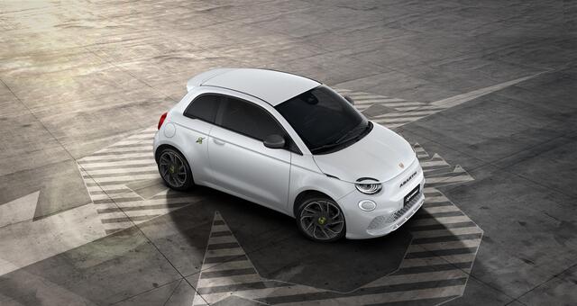 Fiat 500 ABARTH Turismo 42 kWh | 8 jaar Fabrieksgarantie | Apple&Android Carplay | Parkeersensoren | nieuw te bestellen |