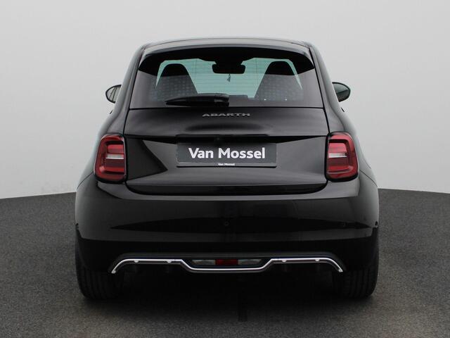 Fiat 500 ABARTH Scorpionissima 42 kWh