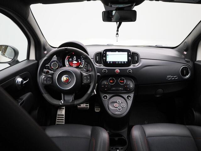 Fiat 500 ABARTH 1.4 T-Jet Competizione | Automaat | SABELT Sportstoelen | Apple Carplay/Android Auto | Parkeersensoren | Climate Control |