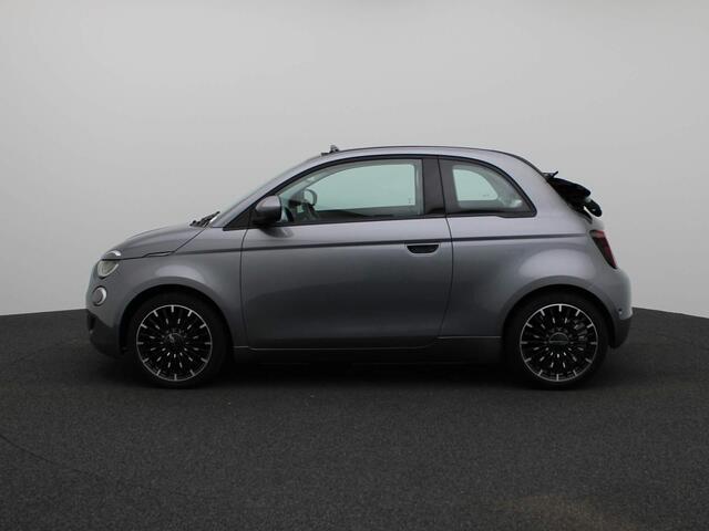 Fiat 500C Icon 42 kWh | Adaptieve Cruise Control | Blind Spot Warning | Camera | Climate Control | 16" LMV | LED-verlichting