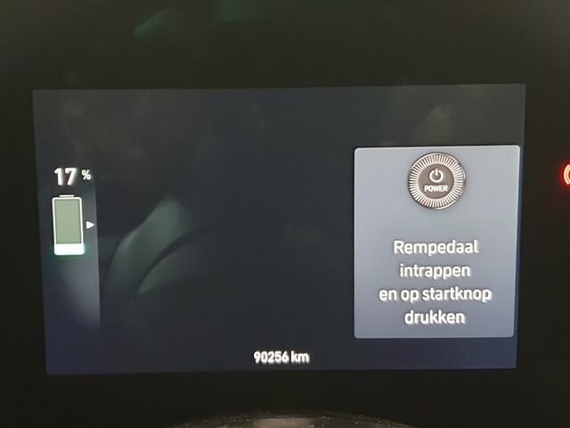 Fiat 500C La Prima 42 kWh (119 PK) (Subsidie Mogelijk) 1e-Eig. Fiat-Dealer-Onderh. BOVAG-Garantie. NL-Auto. Parelmoer, Leer, Elek.-Schuifdak, Navigatie/Apple-Carplay/Android-Auto, Adaptive-Cruisecontrol, Keyless-Entry/Start, Parkeersensoren-V+A, DAB, Lm-Velgen-17I