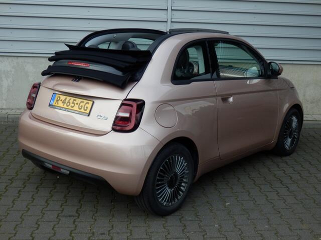 Fiat 500C Icon 42kwh | Cabrio | Clima | Apple carpl. Andr. Auto | 16" |