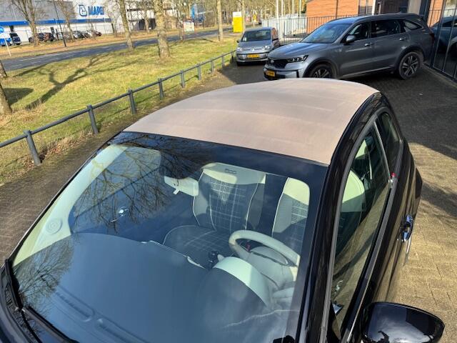 Fiat 500C 1.2 Lounge Airco | Licht met. velg | Car play |