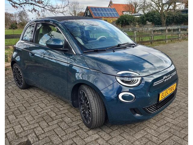 Fiat 500C E- La Prima-42KW -2022-12000KM- Alle Opties..