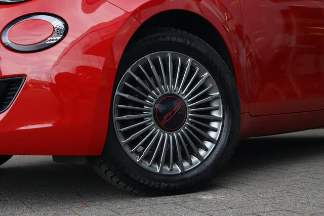 Fiat 500C RED 42 kWh