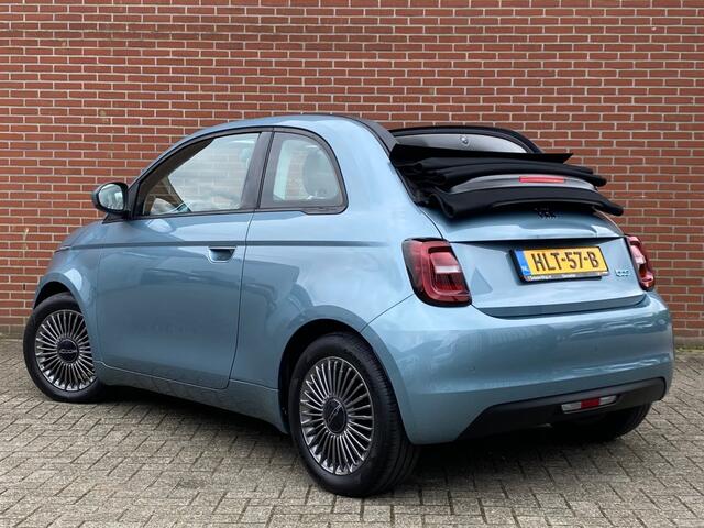 Fiat 500C ICON 42 KWH CARPLAY CRUISE NAV PDC LMV