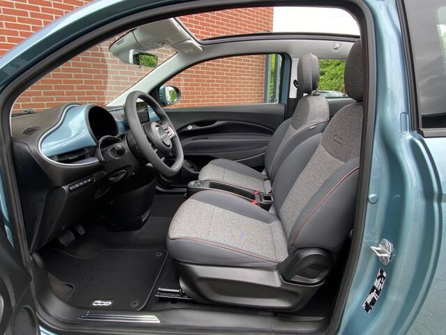 Fiat 500C ICON 42 KWH CARPLAY CRUISE NAV PDC LMV