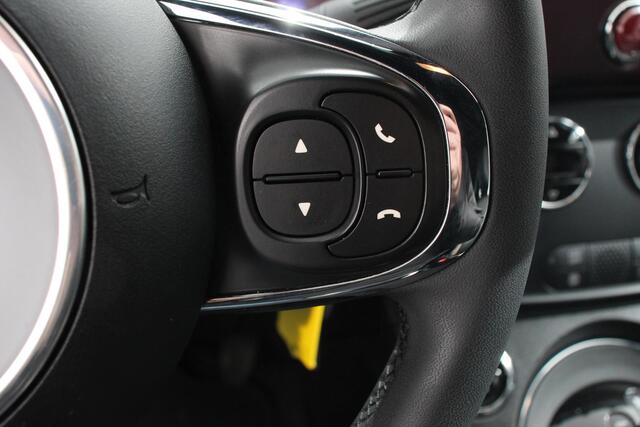 Fiat 500C 1.2 Automaat Star | Lederen Bekleding | Climate control | Cruise Control | Parkeersensoren Achter | 16 Inch Lichtmetalen Velgen |