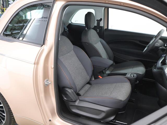 Fiat 500C Icon 42 kWh | Camera | Opendak | Adaptieve Cruise Control | Apple CarPlay/Android Auto | Stoelverwarming | Dodehoek detectie | LED | DAB |