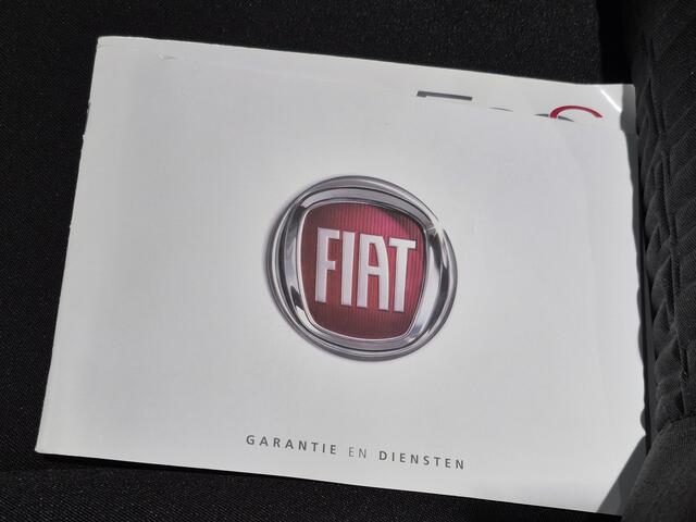 Fiat 500C 1.0 Hybrid Dolcevita Finale | Cabrio | Navigatie via Apple Carplay of Android Auto | Parkeersensoren | DAB | Lichtmetalen Velgen |