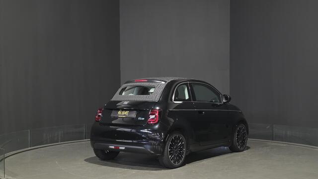 Fiat 500C La Prima 42 kWh | Camera | Stoelverwarming | Carplay