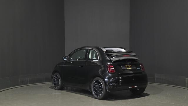 Fiat 500C La Prima 42 kWh | Camera | Stoelverwarming | Carplay