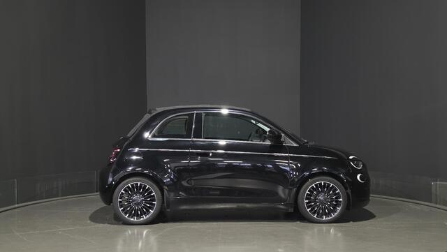 Fiat 500C La Prima 42 kWh | Camera | Stoelverwarming | Carplay