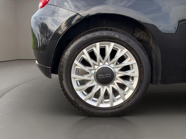 Fiat 500C 1.2 Lounge 2017 ZWART | Cabrio | Apple CarPlay | Benzine | PDC