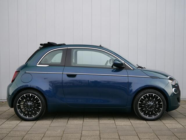 Fiat 500C Icon 42 kWh 119 Pk Automaat SOH 91,7 % Navigatie / Camera / DAB / Apple Carplay / PDC / Keyless