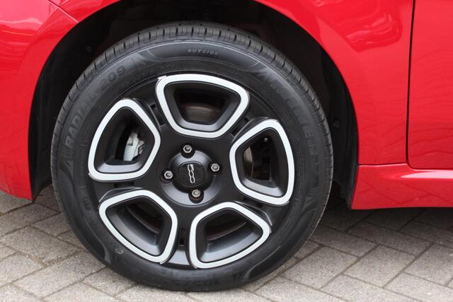 Fiat 500C 1.0 Hybrid Club Cabrio,Vouwdak,Airco