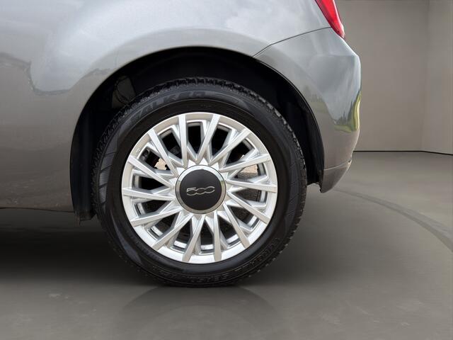 Fiat 500C 1.0 Hybrid Dolcevita 2022 GRIJS | Cabriolet | Leder | Airco