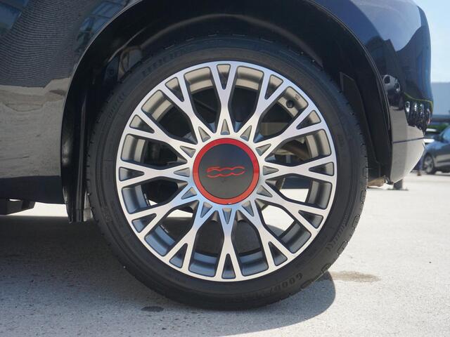 Fiat 500C 1.0 Hybrid RED Fiat Fiat 500