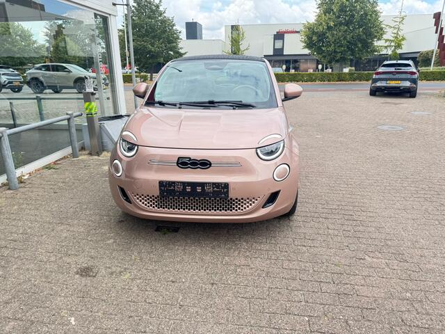 Fiat 500C La Prima 42 kWh