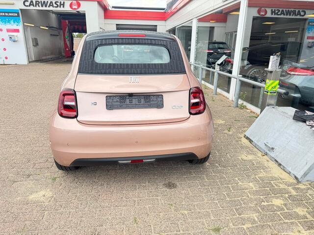 Fiat 500C La Prima 42 kWh