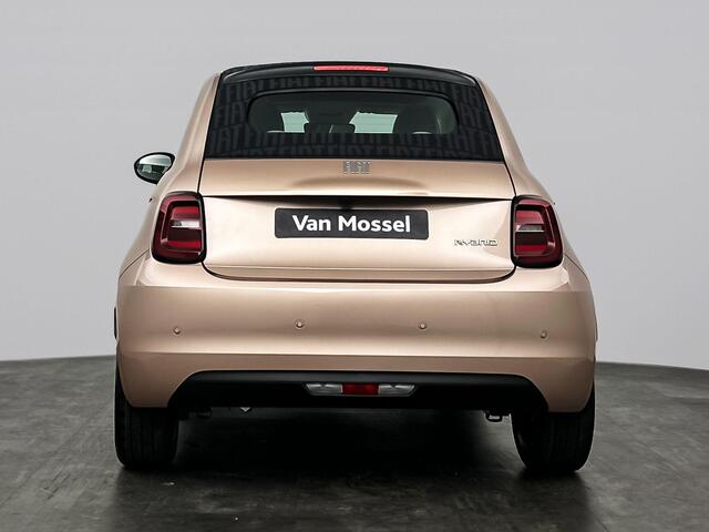 Fiat 500C 1.0 Hybrid La Prima | Cabrio | Camera | Navigatie | Sensoren voor&achter | Stoel&Stuur Verwarming | Apple Carplay&Android Auto | Adaptive Cruise Control | 2 + 6 jaar speciale garanite!