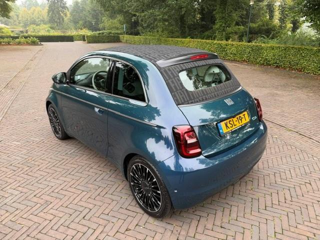 Fiat 500C Cabriolet BEV 42kWh LA PRIMA SOH 93%/Leer/Acarplay/Full led/Fabrieksgarantie