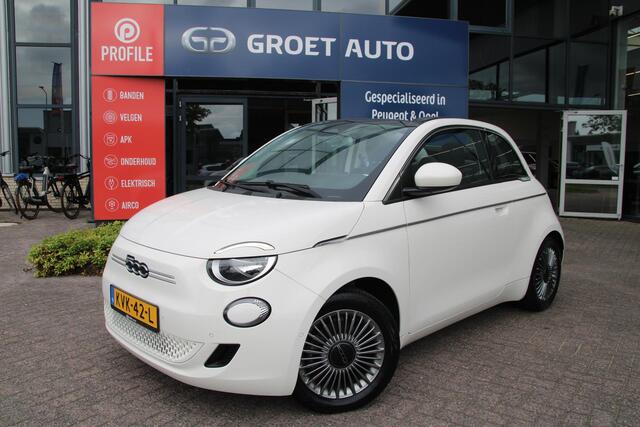 Fiat 500C Icon 42 kWh Cabrio Automaat Bomvolle auto, oa met Airco Navi Camera Stoelverwarming Carplay
