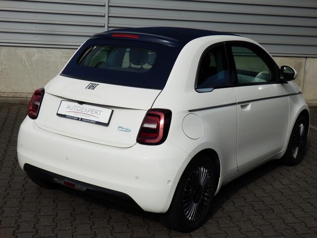 Fiat 500C Icon 42 kWh | Cabrio blauwe kap | Camera | Chroompakket | SOH 96 % I