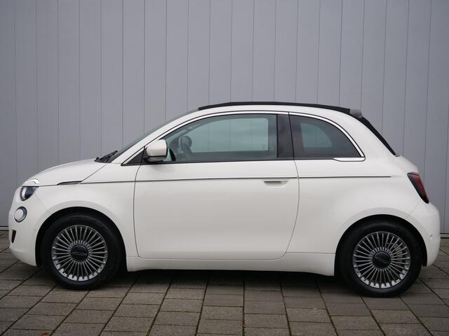 Fiat 500C Urban 42 kWh 119 Pk Automaat Apple Carplay / DAB / Camera / SOH 95,5%