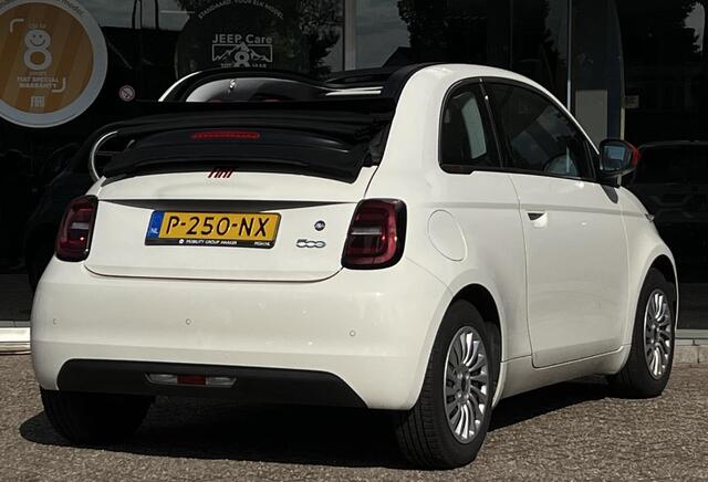 Fiat 500C RED Edition | Apple/Android | Verkeersbord detectie | Cruise control