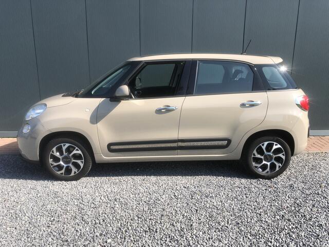 Fiat 500L Living 1.4 T-Jet 120pk Lounge Panoramadak 5-drs