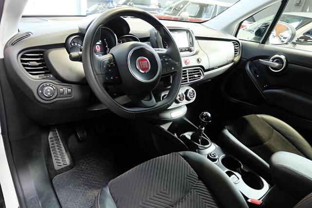 Fiat 500X 1.4 Turbo MultiAir S-Design / Navi / 18" / Parkeersensoren