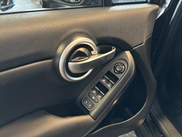 Fiat 500X 1.6 E-Torq / Navigatie / Climate- en Cruise control / Bluetooth / Dab+ / Licht- en Regensensor / CV / LMV met All season / PDC - erg netjes -