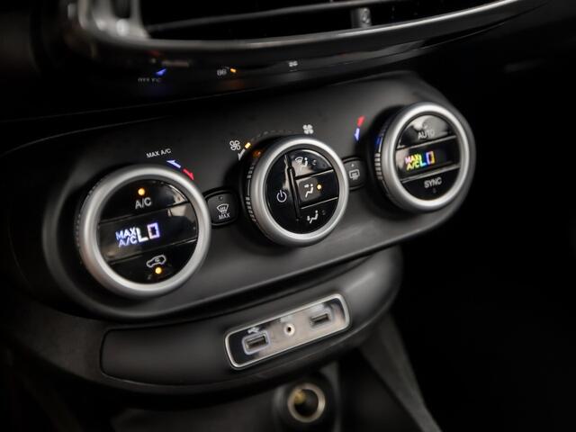 Fiat 500X 1.4 Turbo MultiAir S-Design Cross 140Pk (NAVIGATIE, CLIMATE, CAMERA, LEDER, GETINT GLAS, SPORTSTOELEN, CRUISE, LM VELGEN, NIEUWSTAAT)