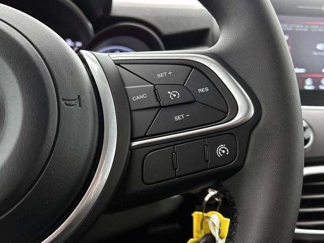 Fiat 500X 1.5 Hybrid | Climate Controle | parkeersensoren voor + achter | Camera | Cruise Controle |