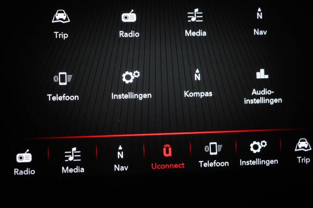 Fiat 500X 1.3 FireFly Turbo 150 Hey Google | CLIMA | DAB | UCONNECT | CAMERA | TREKHAAK | 18"