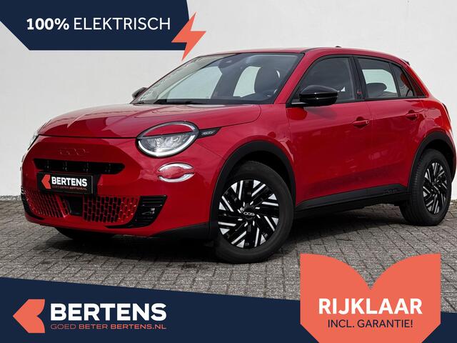 Fiat 600 600e RED 54 kWh | 3-fase | Apple Carplay | Binnenkort meer foto's
