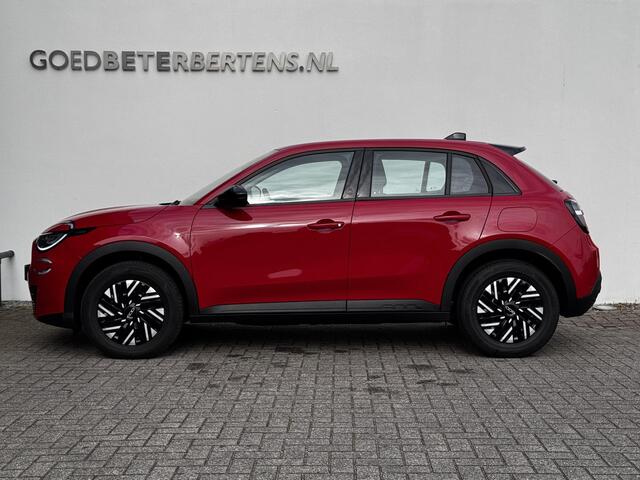 Fiat 600 600e RED 54 kWh | 3-fase | Apple Carplay | Binnenkort meer foto's