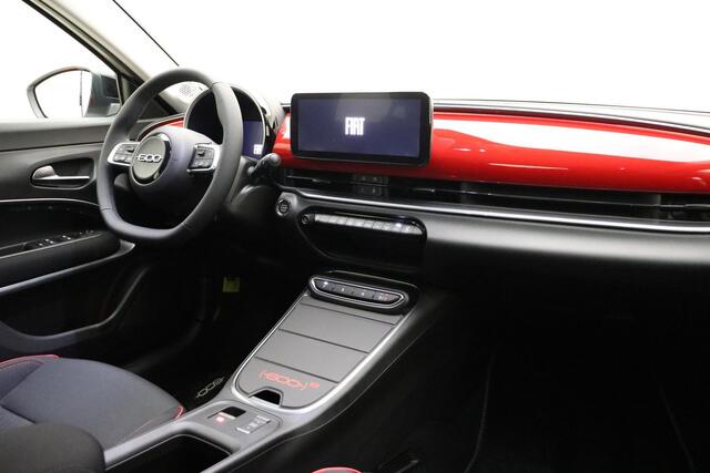 Fiat 600 600e RED 54 kWh NIEUW | Apple Carplay/Android Auto | LED verlichting | Sfeerverlichting | Parkeersensoren achter | Cruise control | Direct rijden