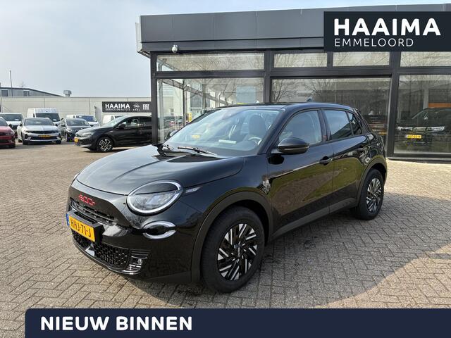 Fiat 600 600e RED 54 kWh | Climate control | Apple Carplay/Android Auto | Parkpilot | Cruise control | Keyless start | Volledig Digitaal instrumentenpaneel