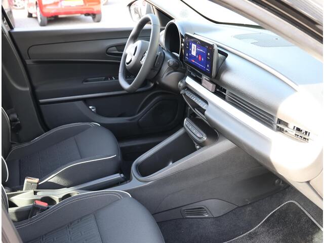 Fiat 600 1.2 Hybrid 136PK Urban | Camera | Climate Control | Apple Carplay/Android Auto | Parkeersensoren voor & achter | Licht- & Regensensor |
